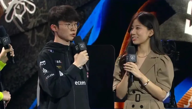 英文采访Faker：干净利落地获得首胜，我觉得很满意