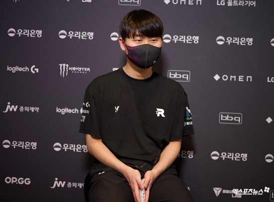 韩媒采访Aiming：我认为Viper选手是世界最强ADC选手