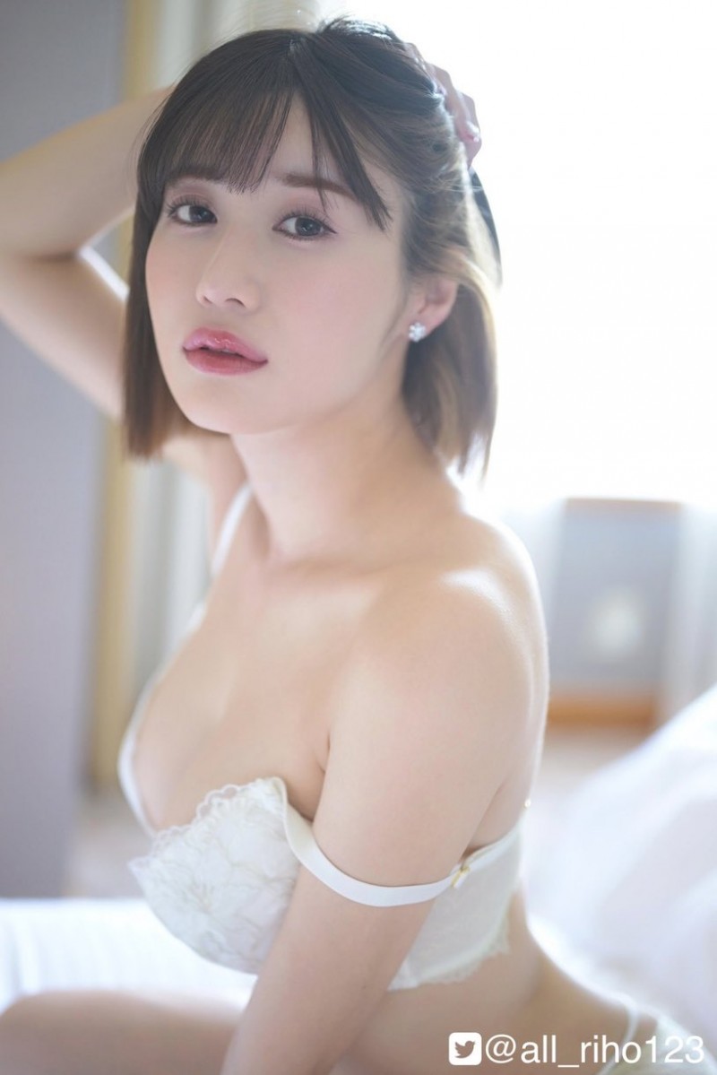 SOD汹涌G奶正妹《藤森里穗》精选作品推荐介绍及封面预览