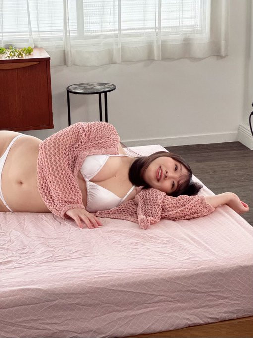 【BTC365币投】白玉(しらたま)出道作品番号及封面，白玉个人简介