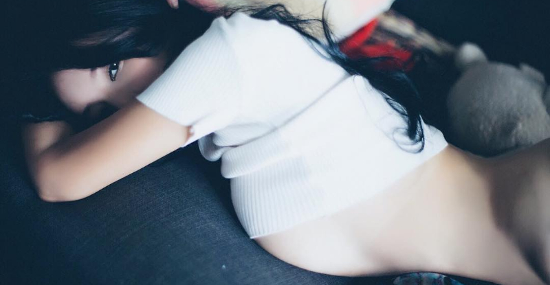 【BTC365币投】香港巨乳小隻馬「Chobits咕」渾圓側乳壓不扁　是「真人版娜美」的概念