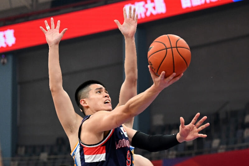 【BTC365币投】CBA焦点战前瞻：北京首钢vs广东宏远，防守与快攻的巅峰对决