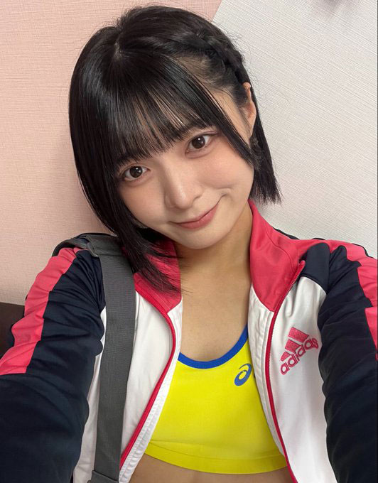 【BTC365币投】(MUKC-128) 抽牌决斗！23岁E罩杯白皙雪乳美少女「虹村优美」挑战性爱卡牌对决惨遭中出！